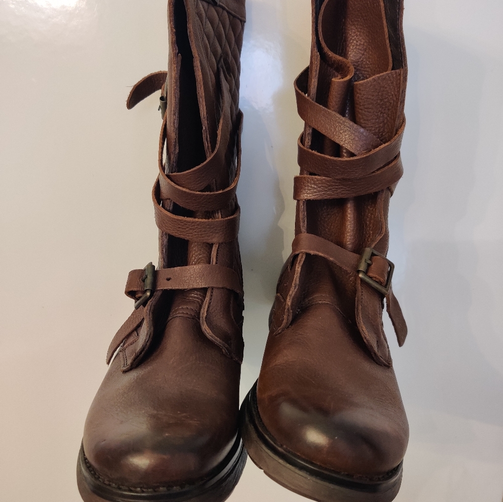 Steve Madden Brown Combat & Moto Boots - Picture 6 of 7